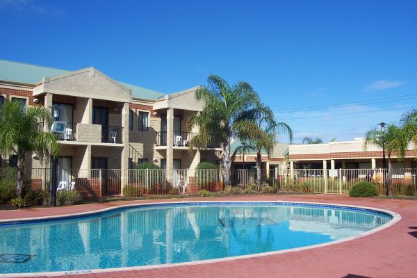 Country Comfort Inter City Perth - Casino Accommodation 2