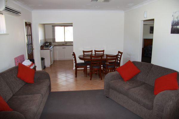 Coranda Lodge B And B - Geraldton Accommodation 6