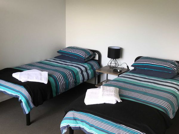 Derby Digs Cottage - Accommodation in Surfers Paradise 3