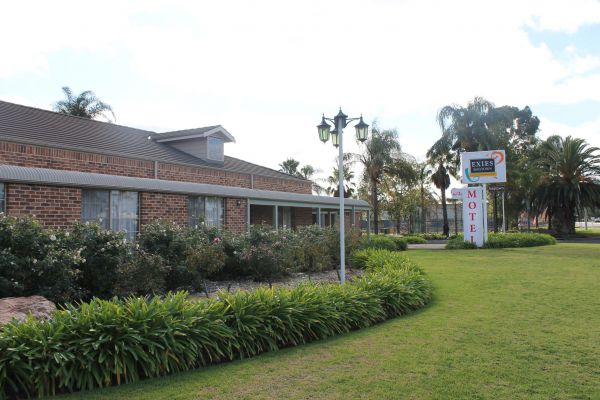 Exies Bagtown Motel - Accommodation Redcliffe 0
