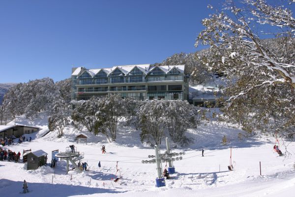 Falls Creek Country Club - Accommodation Redcliffe 1