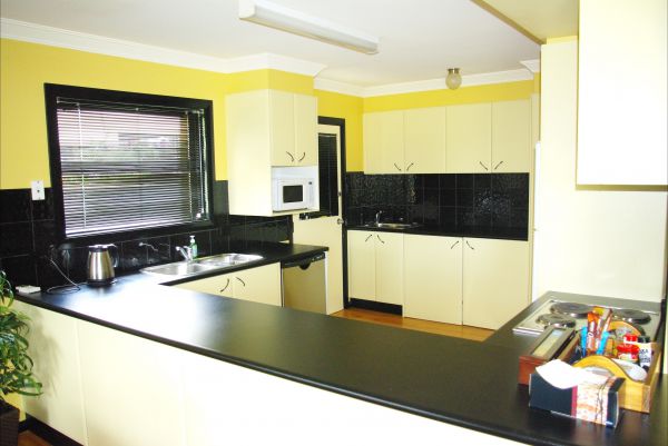 Glenmoore - Accommodation in Surfers Paradise