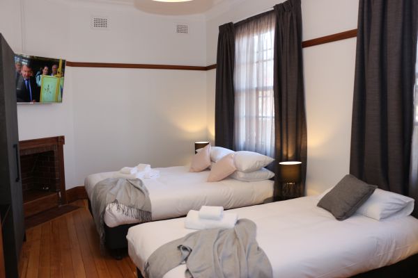 Guildford Hotel - Accommodation Melbourne 1