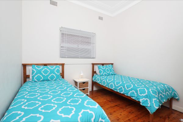 Le Bois Cottage - Accommodation in Surfers Paradise 4