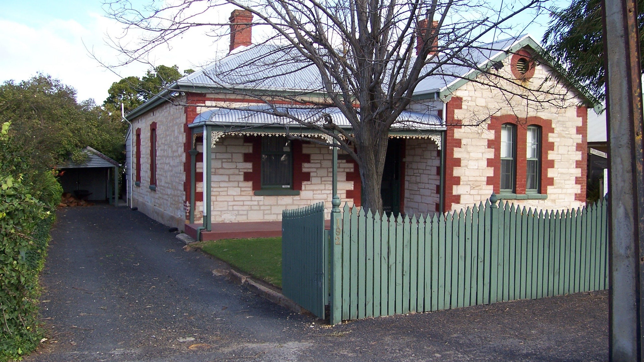 Naracoorte Cottages – Smith Street Villa - Accommodation Melbourne 0