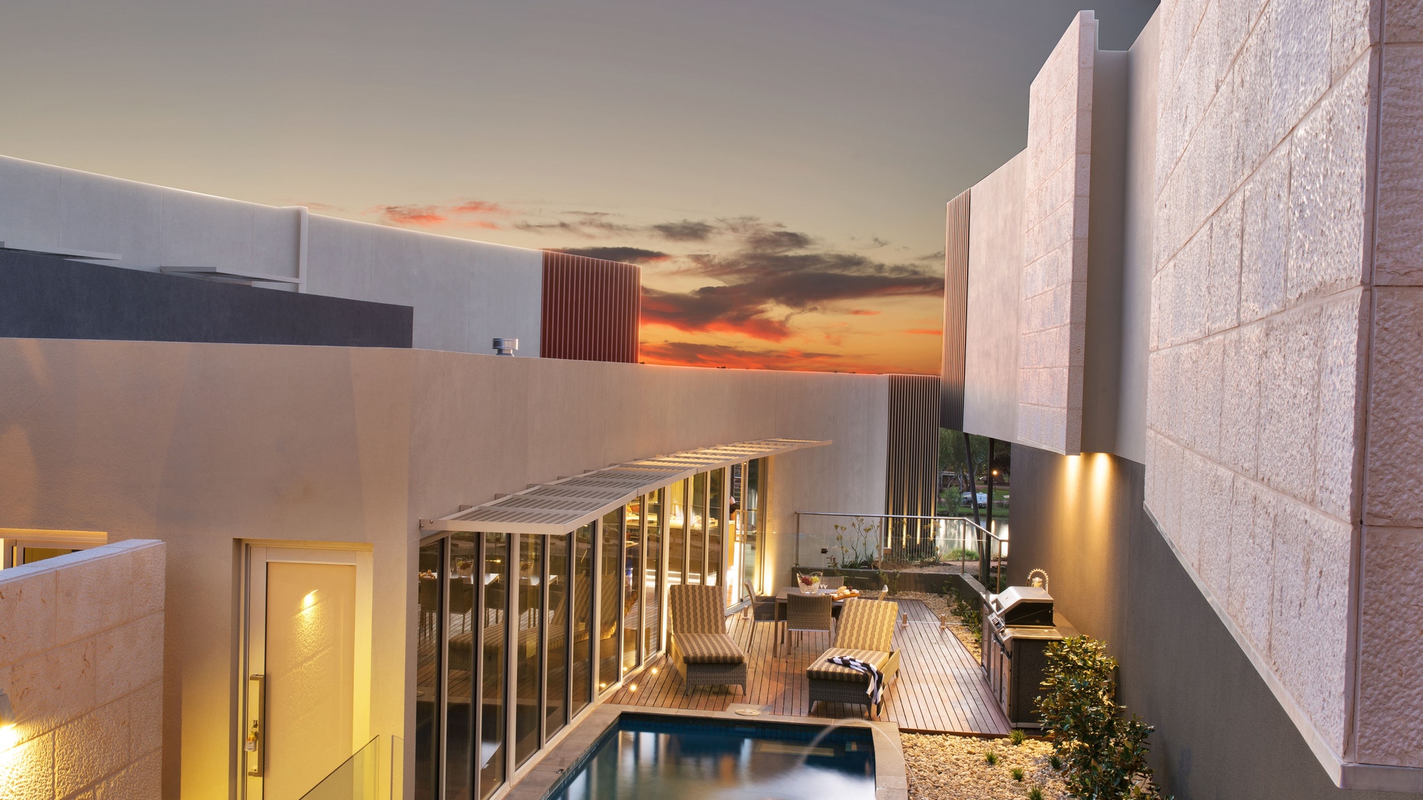 The Frames - Luxury Riverland Accommodation - Accommodation in Brisbane