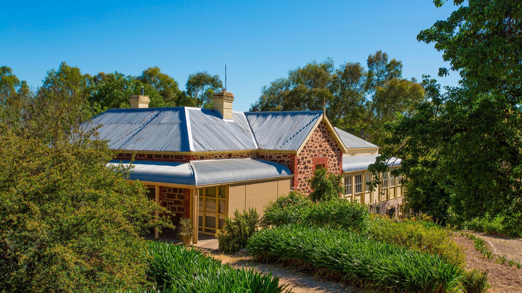 Red Gum Retreat - Coogee Beach Accommodation