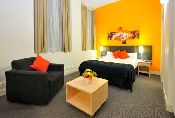 Metro Apartments On Bank Place - Accommodation Melbourne 5
