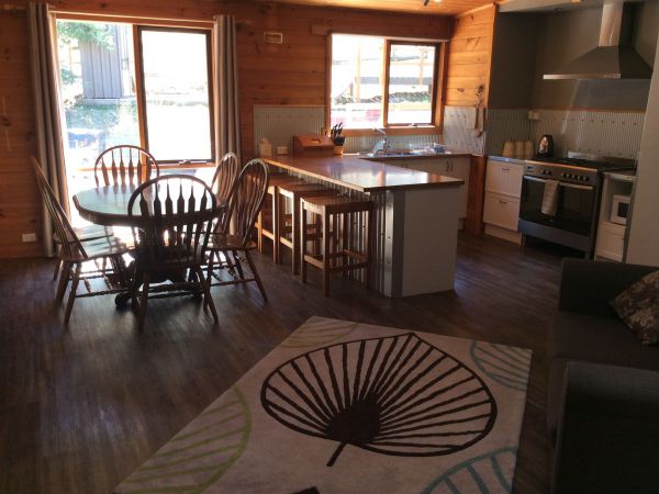 Mole Creek Cabins - Accommodation in Surfers Paradise 0