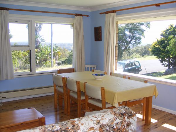 Mountain View - Accommodation Redcliffe 3