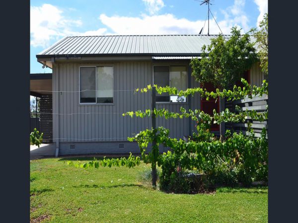 Narrabri West Apartments - Accommodation Port Macquarie 0