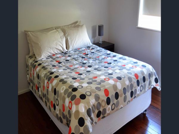 Narrabri West Apartments - Accommodation Redcliffe 1
