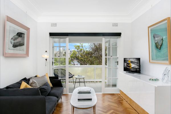 New Beach Apartment - Accommodation Melbourne 1