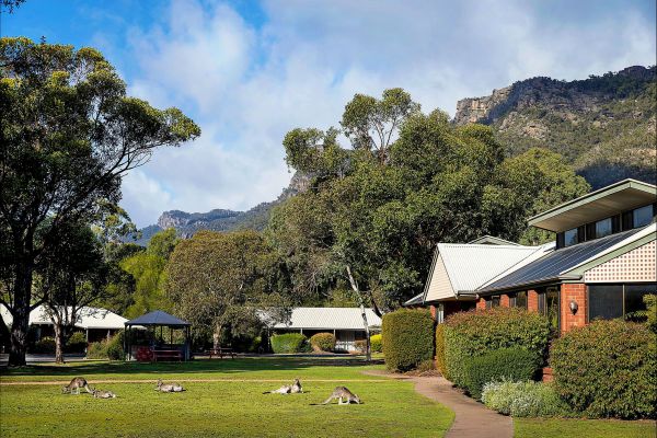 Pinnacle Holiday Lodge - Geraldton Accommodation 0