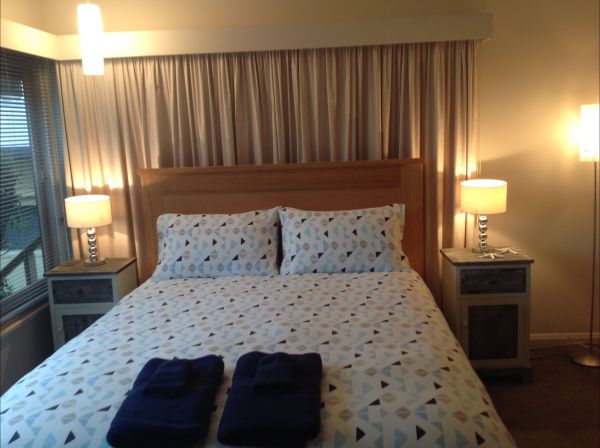 Queen Bee - Accommodation in Surfers Paradise 2