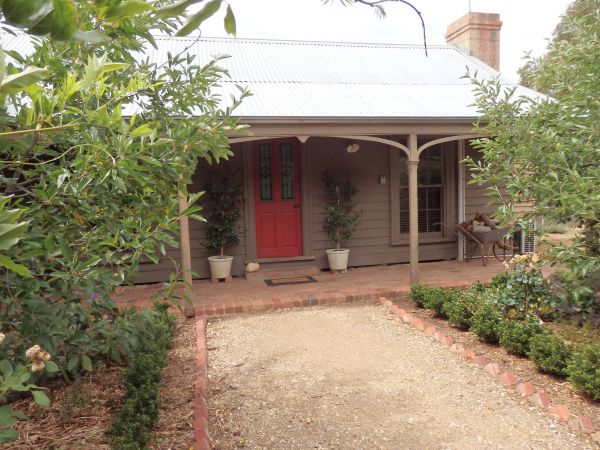 Quartz Cottage - Accommodation Melbourne 0