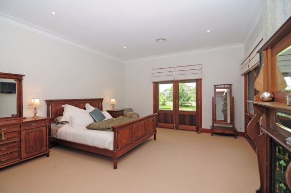 Reign Manor And Coach House - Accommodation Brunswick Heads 5