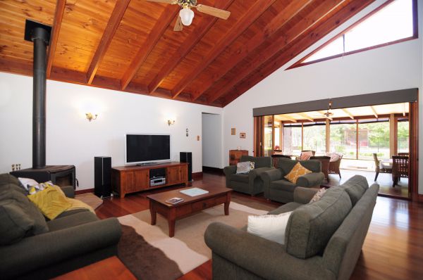 Reign Manor And Coach House - Geraldton Accommodation 6