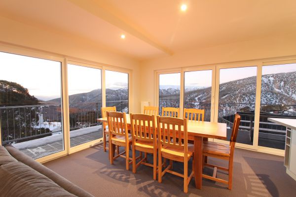 Ropers Alpine Apartments - Accommodation Mt Buller 1