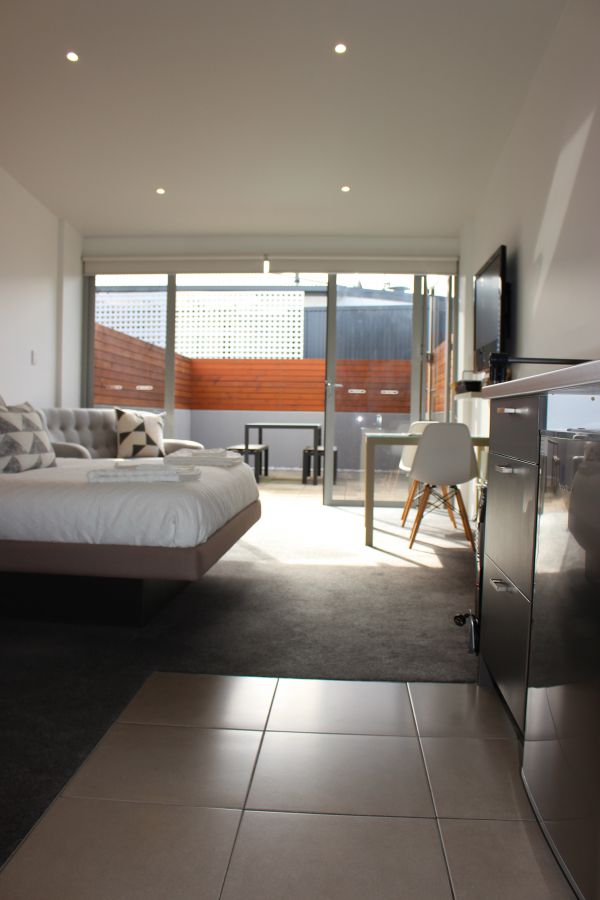 Sandy Bay Studio Apartment - Accommodation Melbourne 2