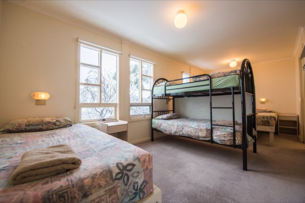 Schuss Lodge Mt Buller - Accommodation Redcliffe 6