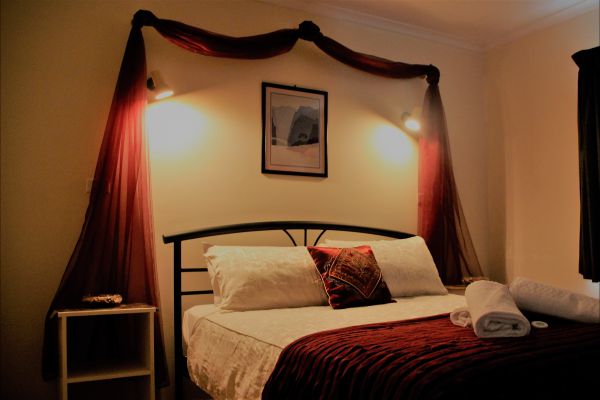 Sundial Holiday Apartments - Grafton Accommodation 3