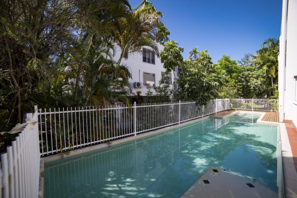 The Beach Terraces - Accommodation in Surfers Paradise 7