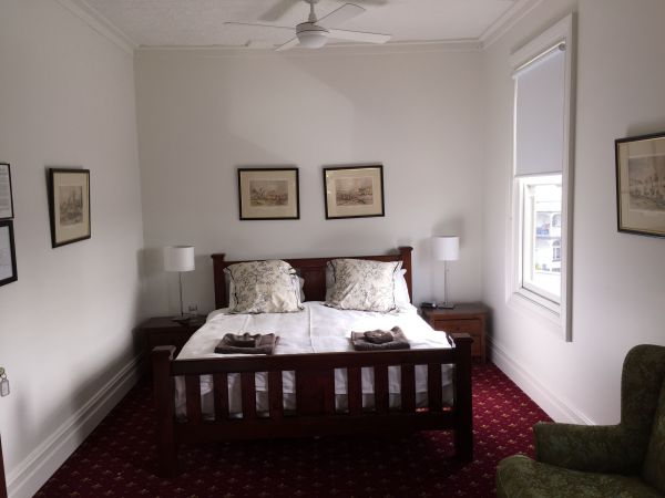 The Corner Hotel Alexandra - Accommodation Gold Coast 0