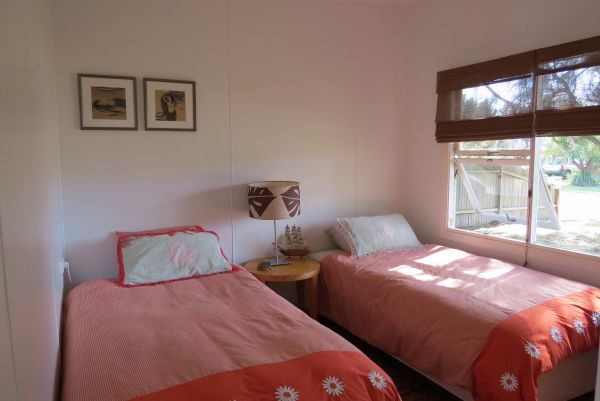 The Classic Beach House - Accommodation Melbourne 5
