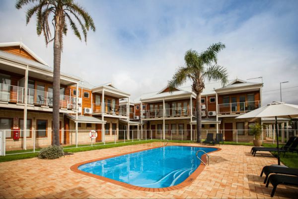 The Royal Palms Resort - Accommodation Brunswick Heads 0