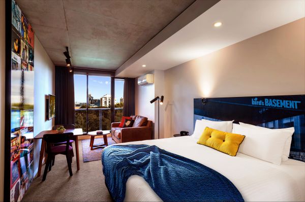 The Jazz Corner Hotel - Accommodation Gold Coast 2