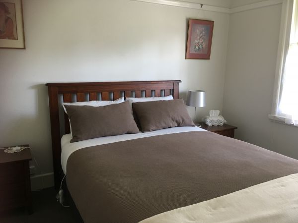 Valley View Cottage - Dalby Accommodation 3