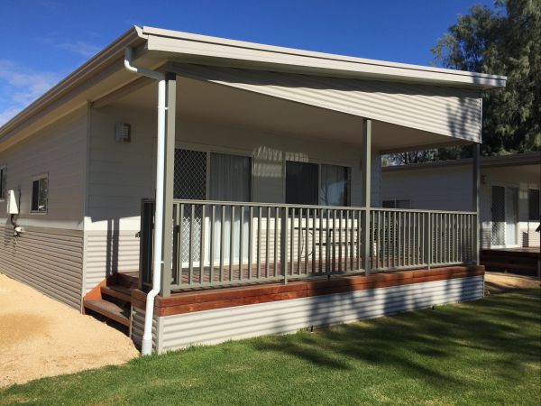 Waikerie Holiday Park - Accommodation NT