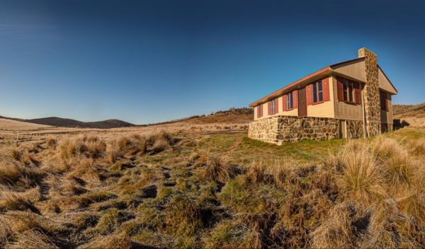 Wolgal Hut - St Kilda Accommodation