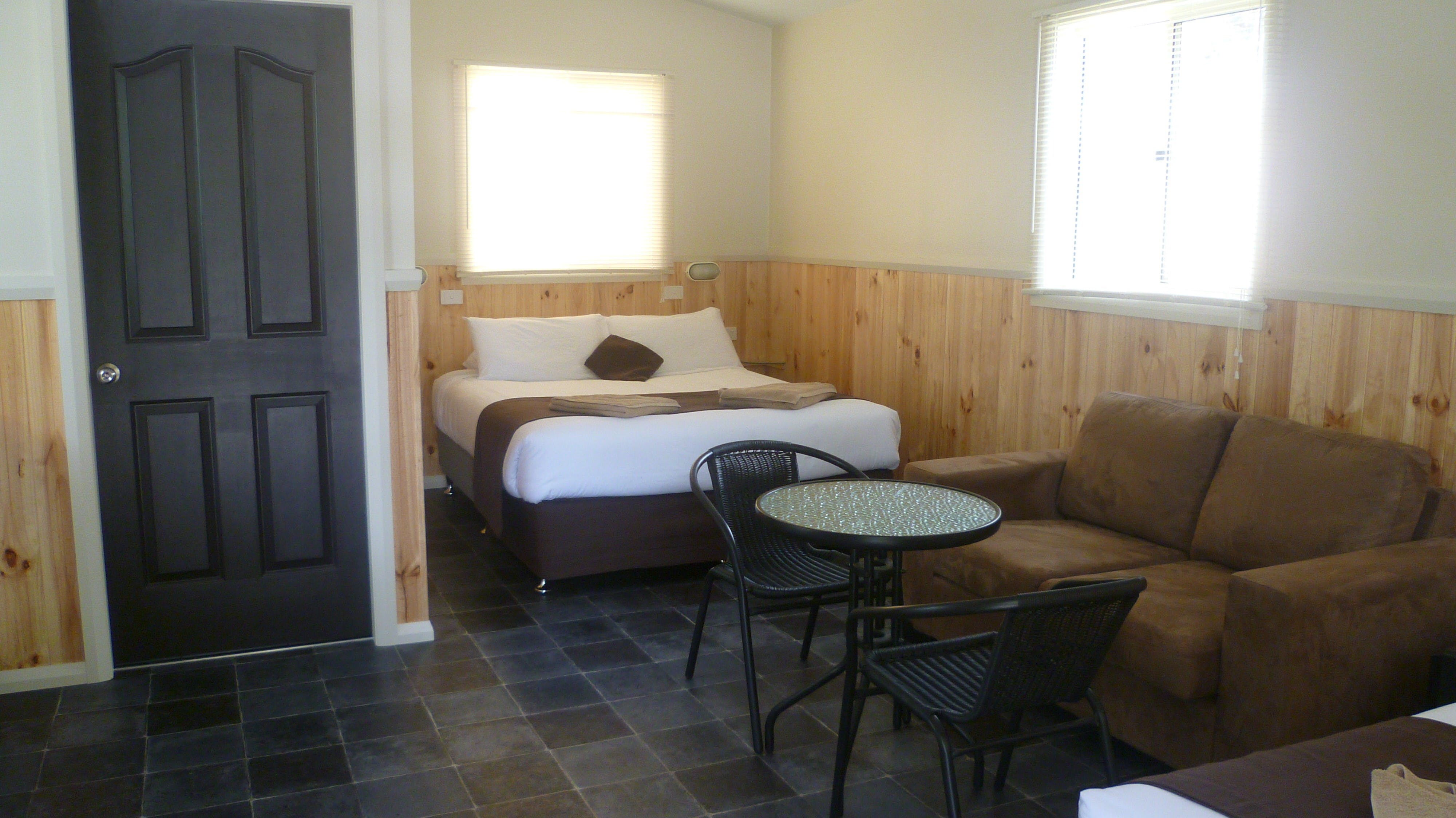 Lithgow Tourist and Van Park - Port Augusta Accommodation