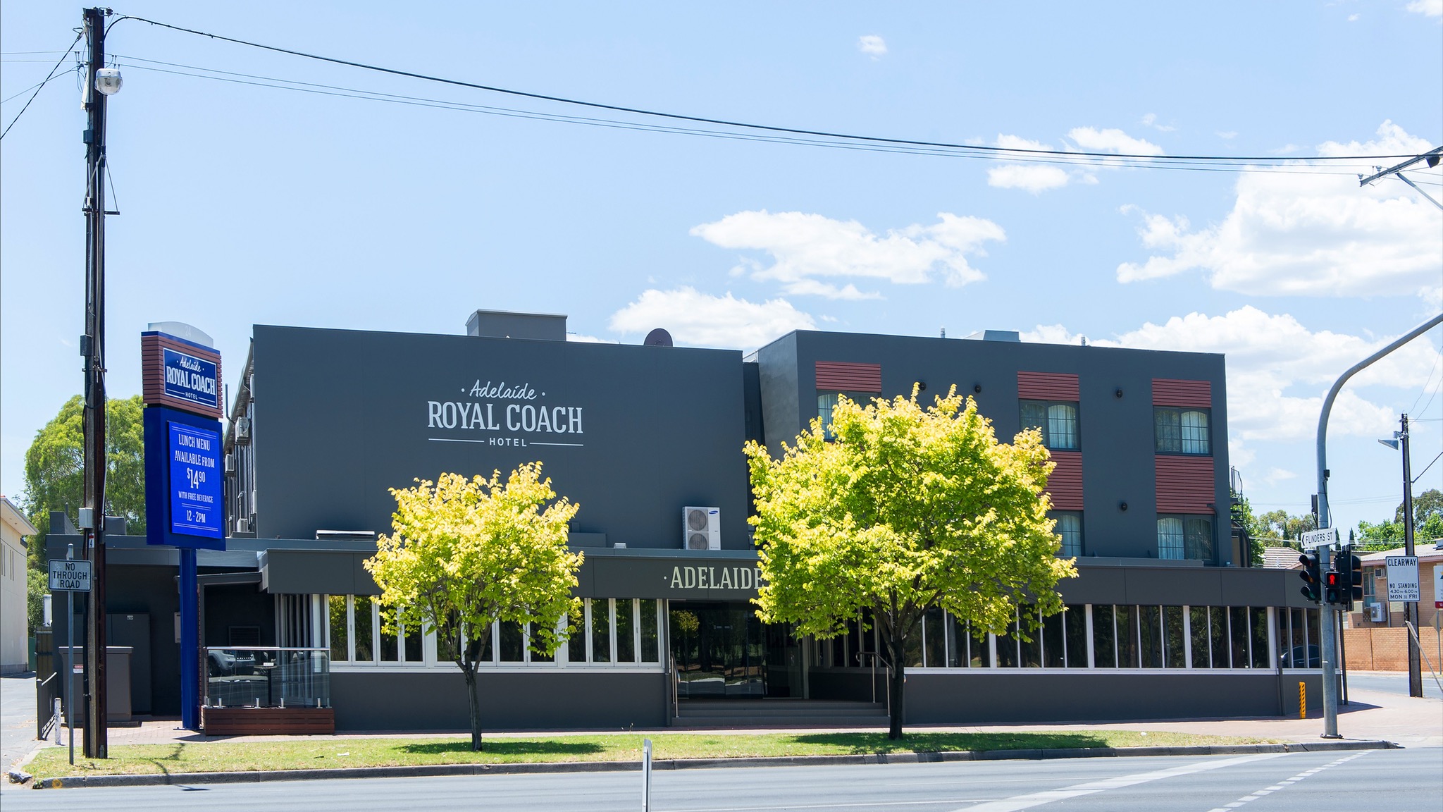 Adelaide Royal Coach - St Kilda Accommodation