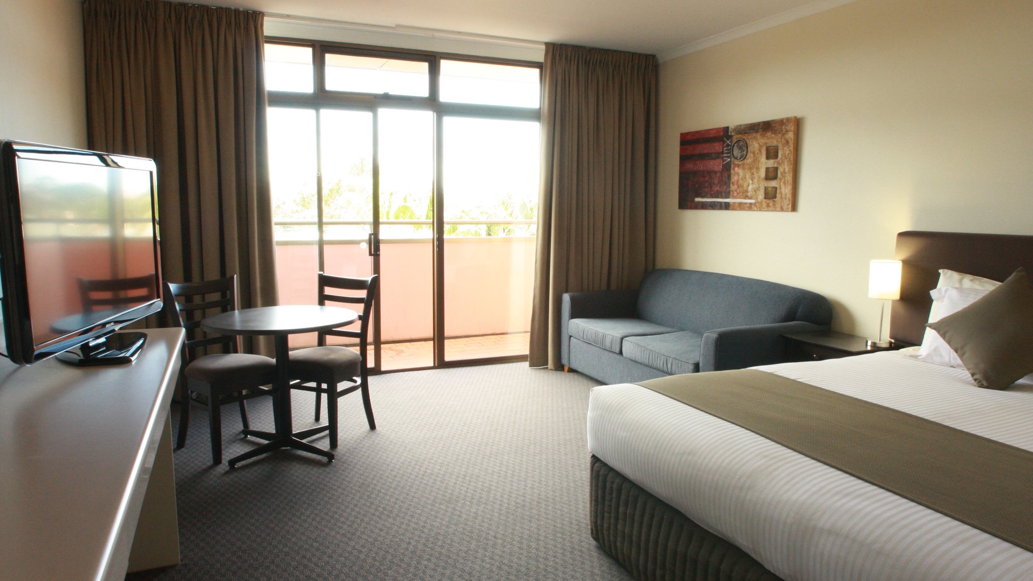 Adelaide Meridien Hotel & Apartments - thumb 0