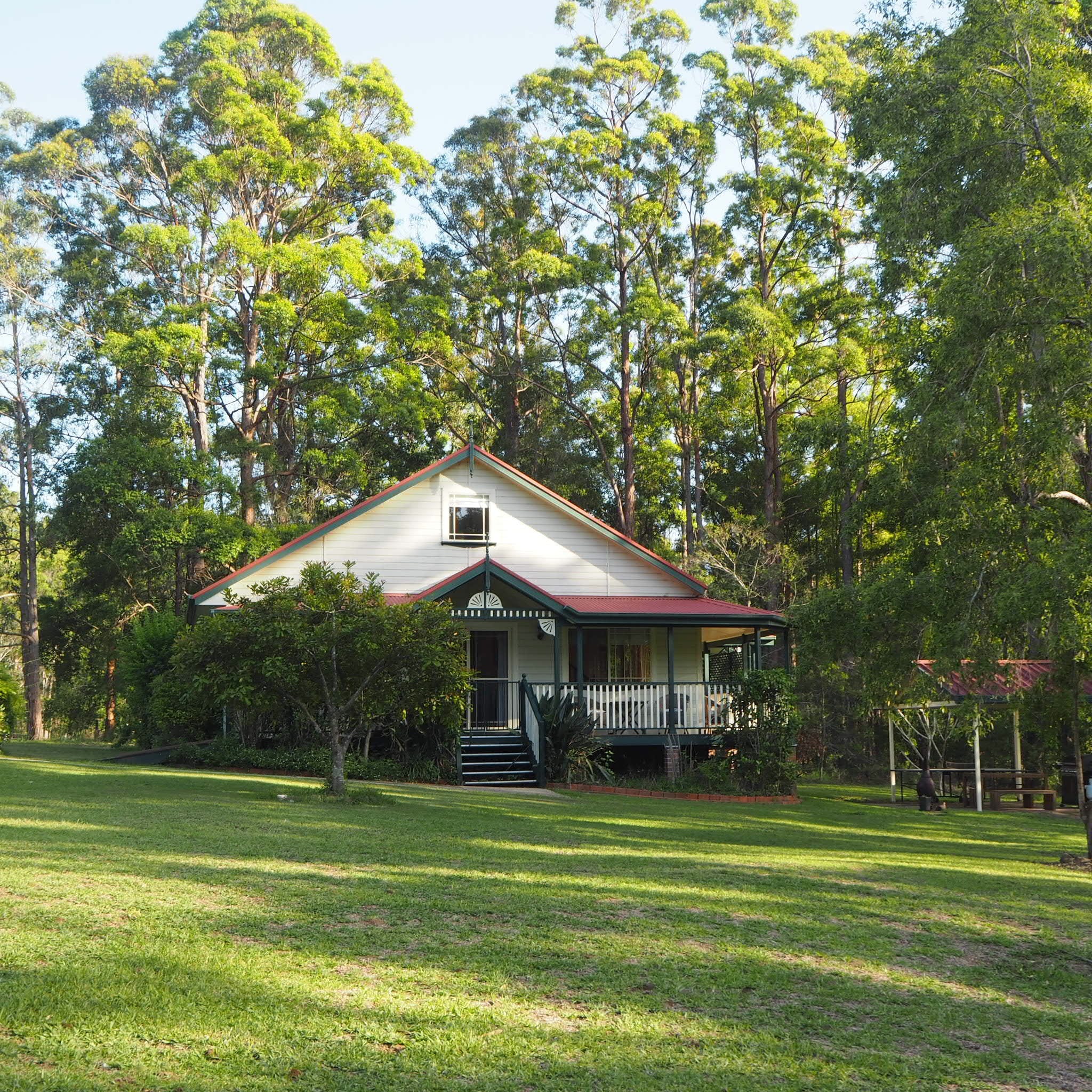 Telegraph Retreat Cottages - Taree Accommodation