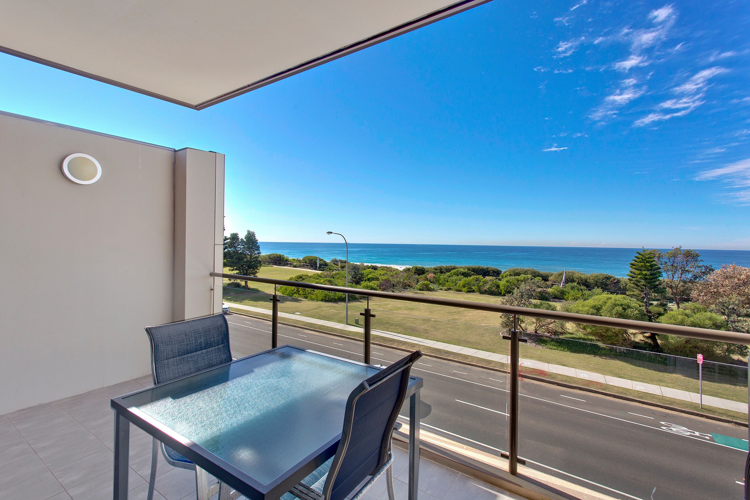 Quality Hotel Sands - Accommodation Redcliffe