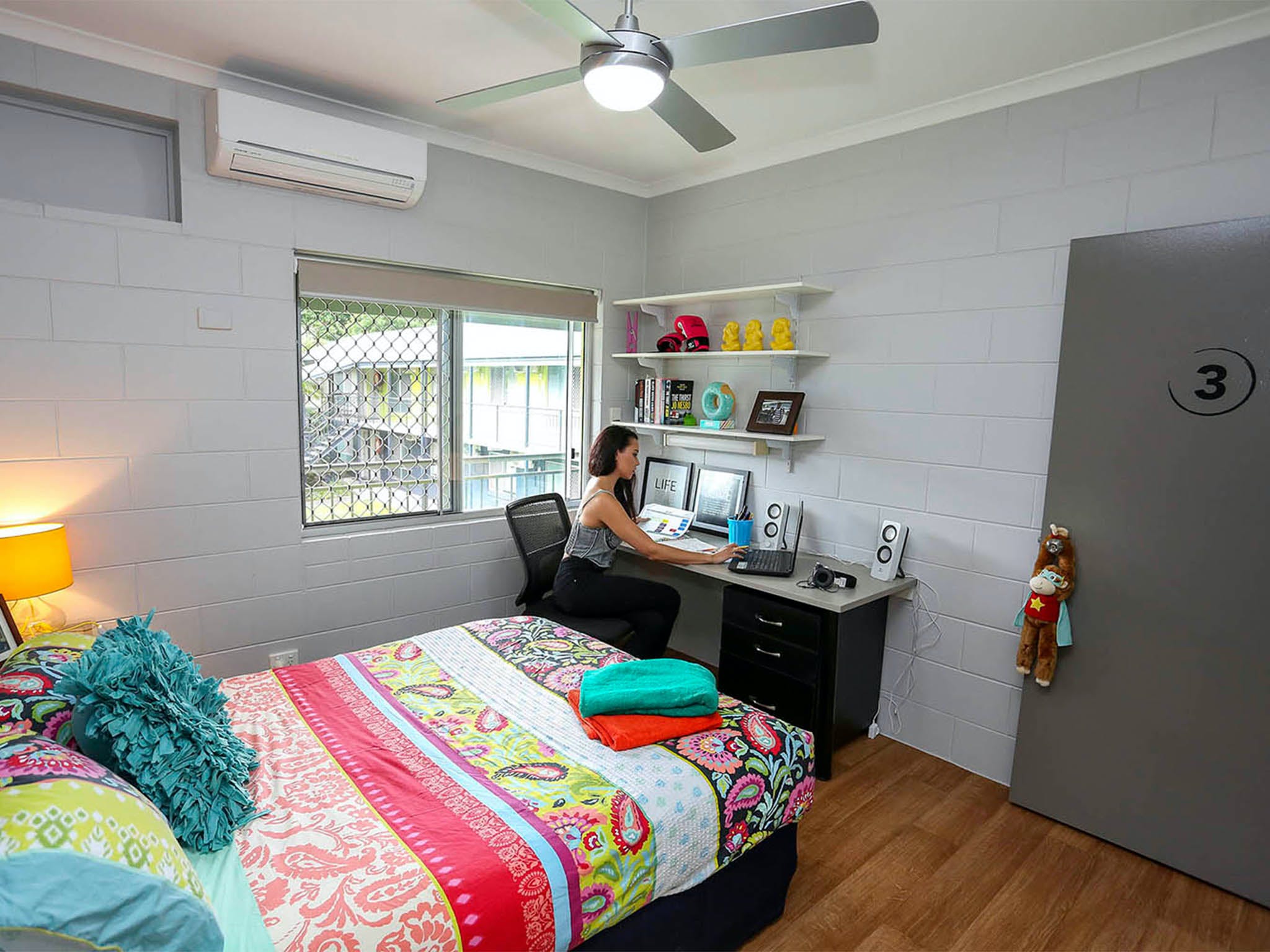 Cairns Student Lodge - Dalby Accommodation