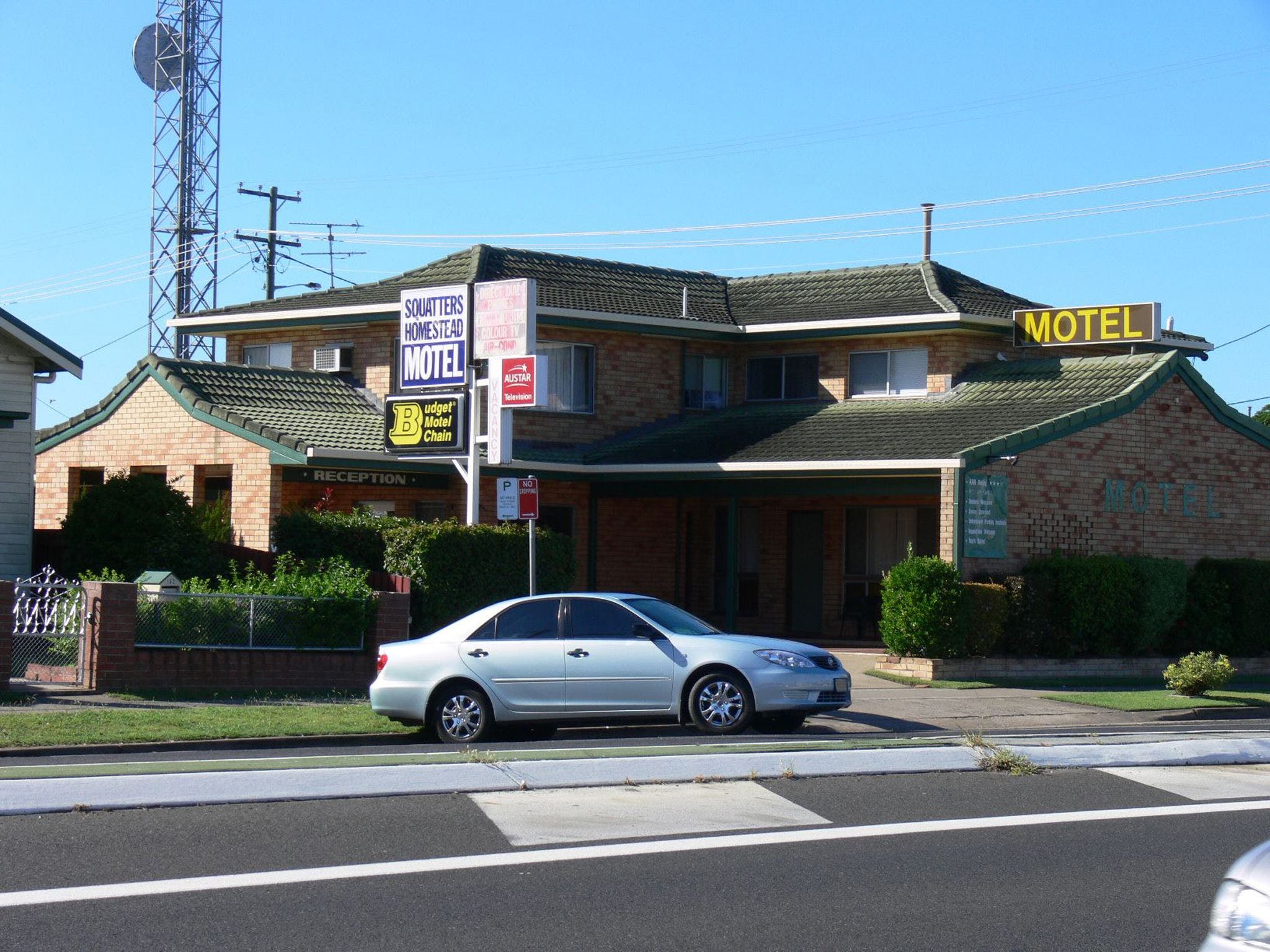 Squatters Homestead Motel - Accommodation in Surfers Paradise