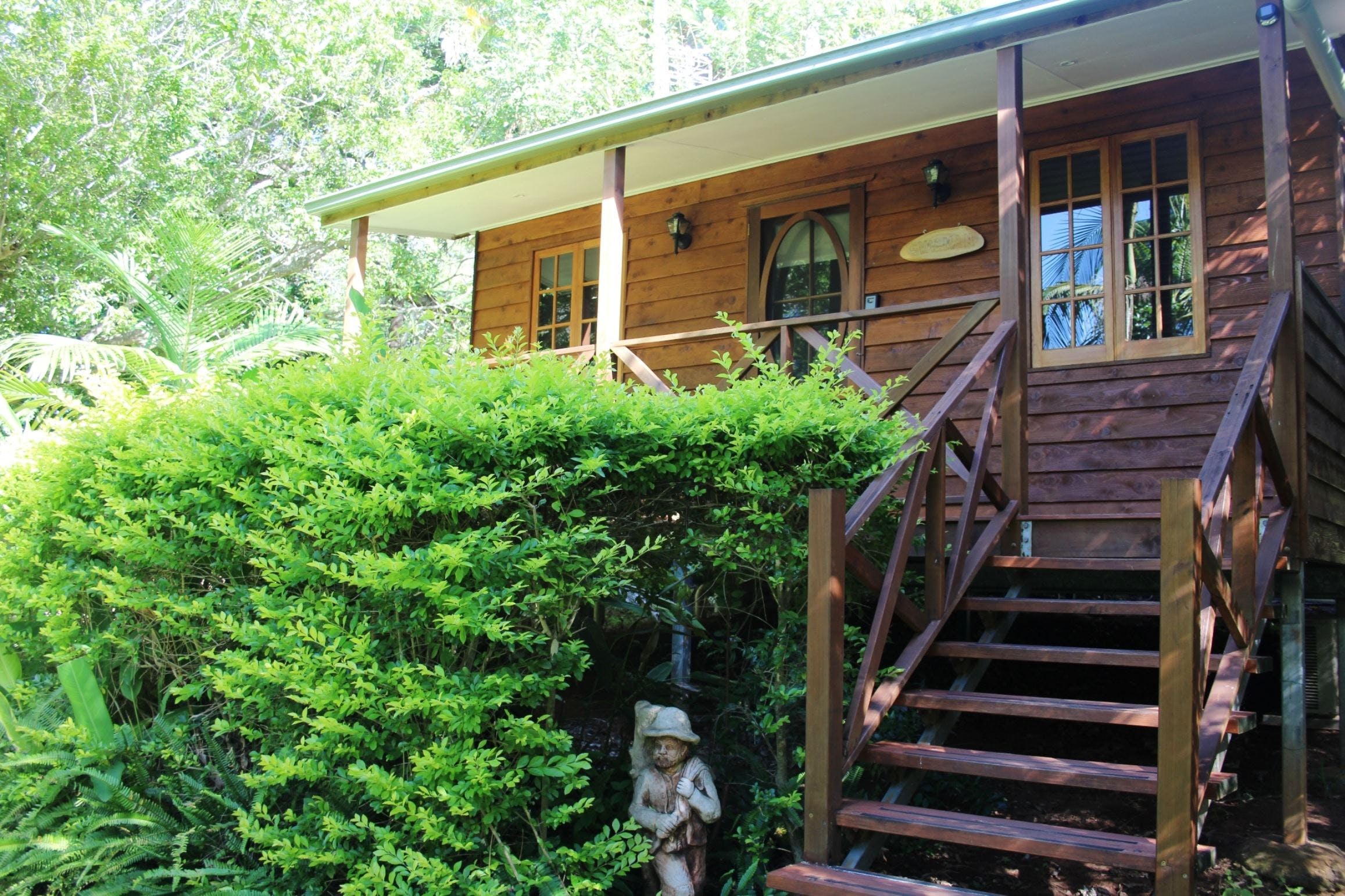 Sunshine Valley Cottages - Hervey Bay Accommodation