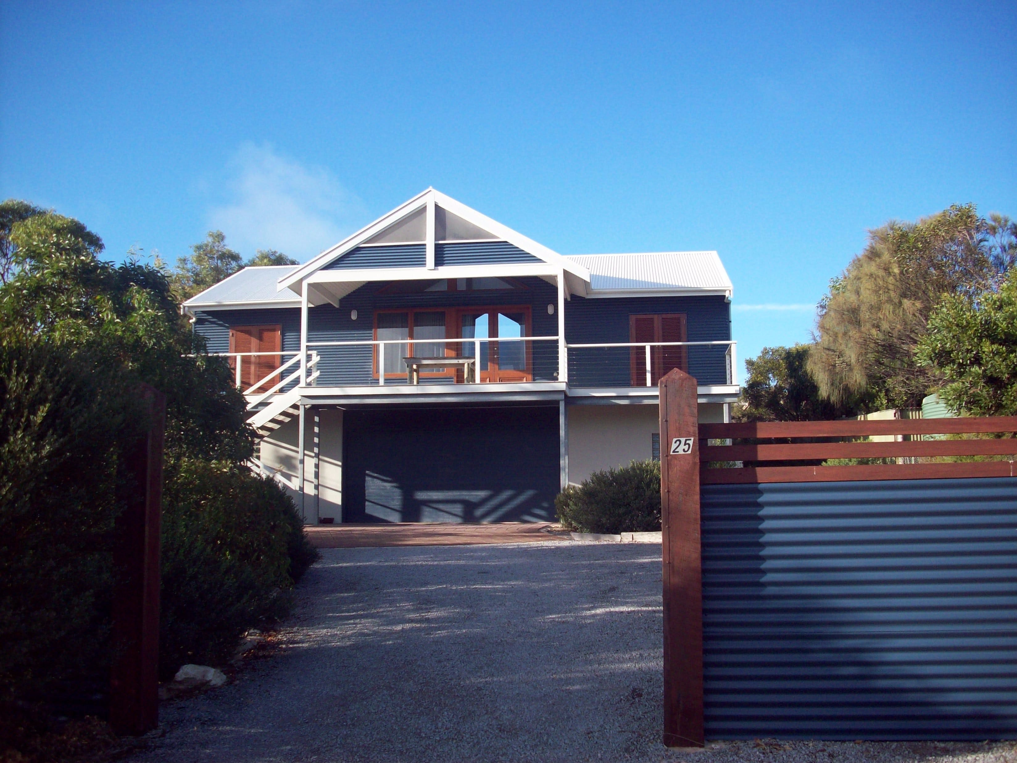 Top Deck Marion Bay - Geraldton Accommodation