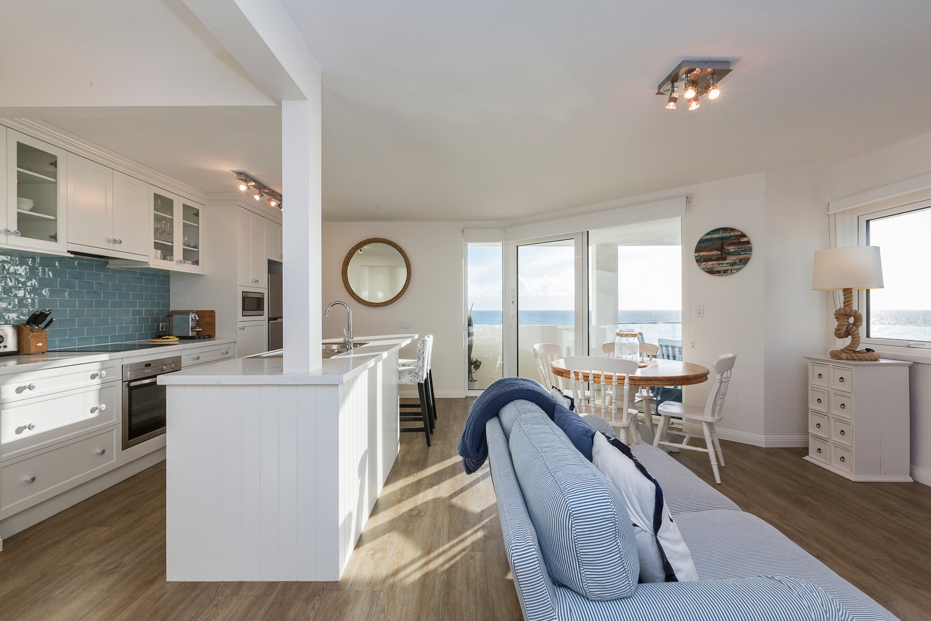 Cottesloe Blue Apartment - Coogee Beach Accommodation