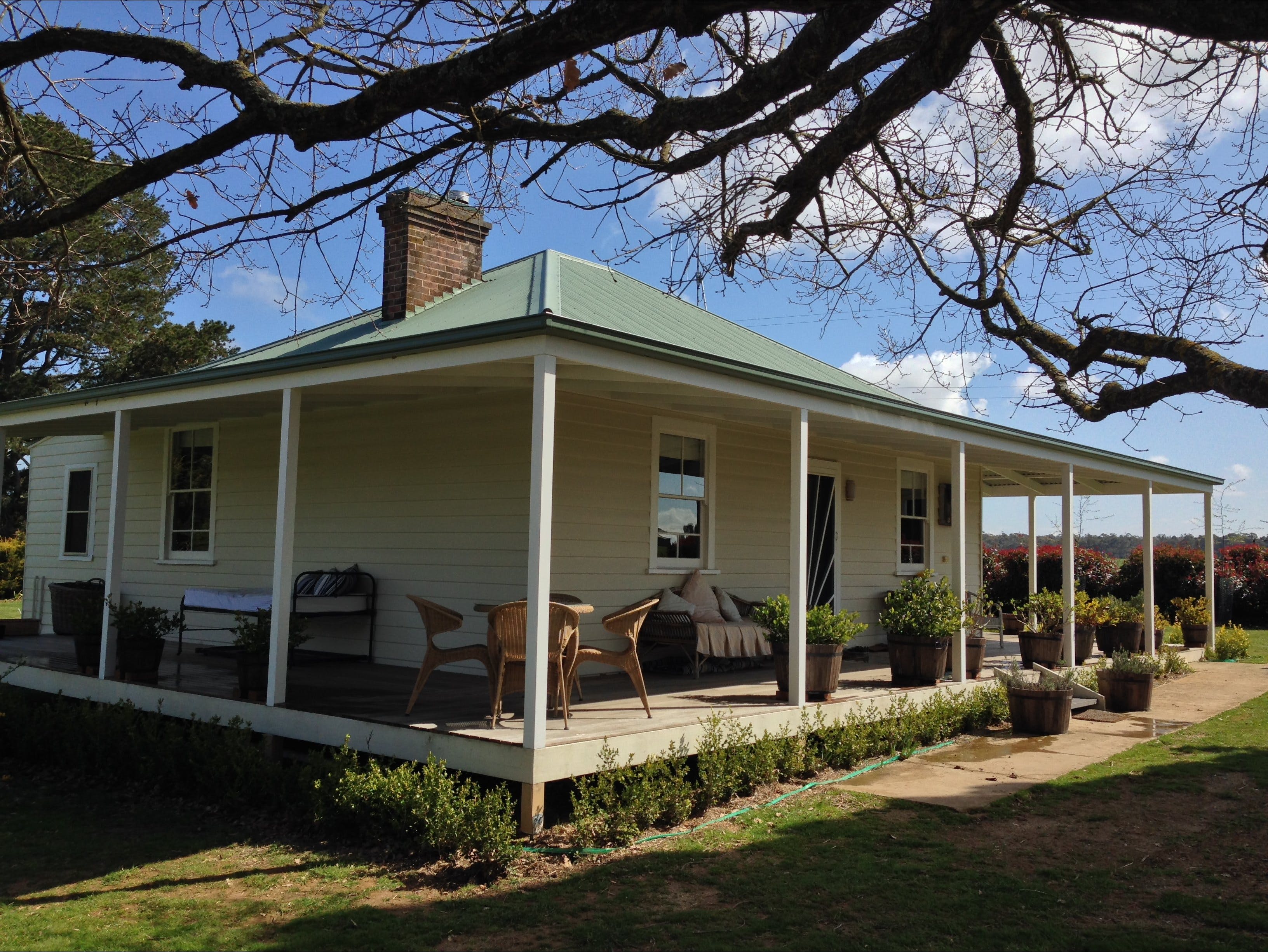 Crookwell Farmhouse - Accommodation in Surfers Paradise