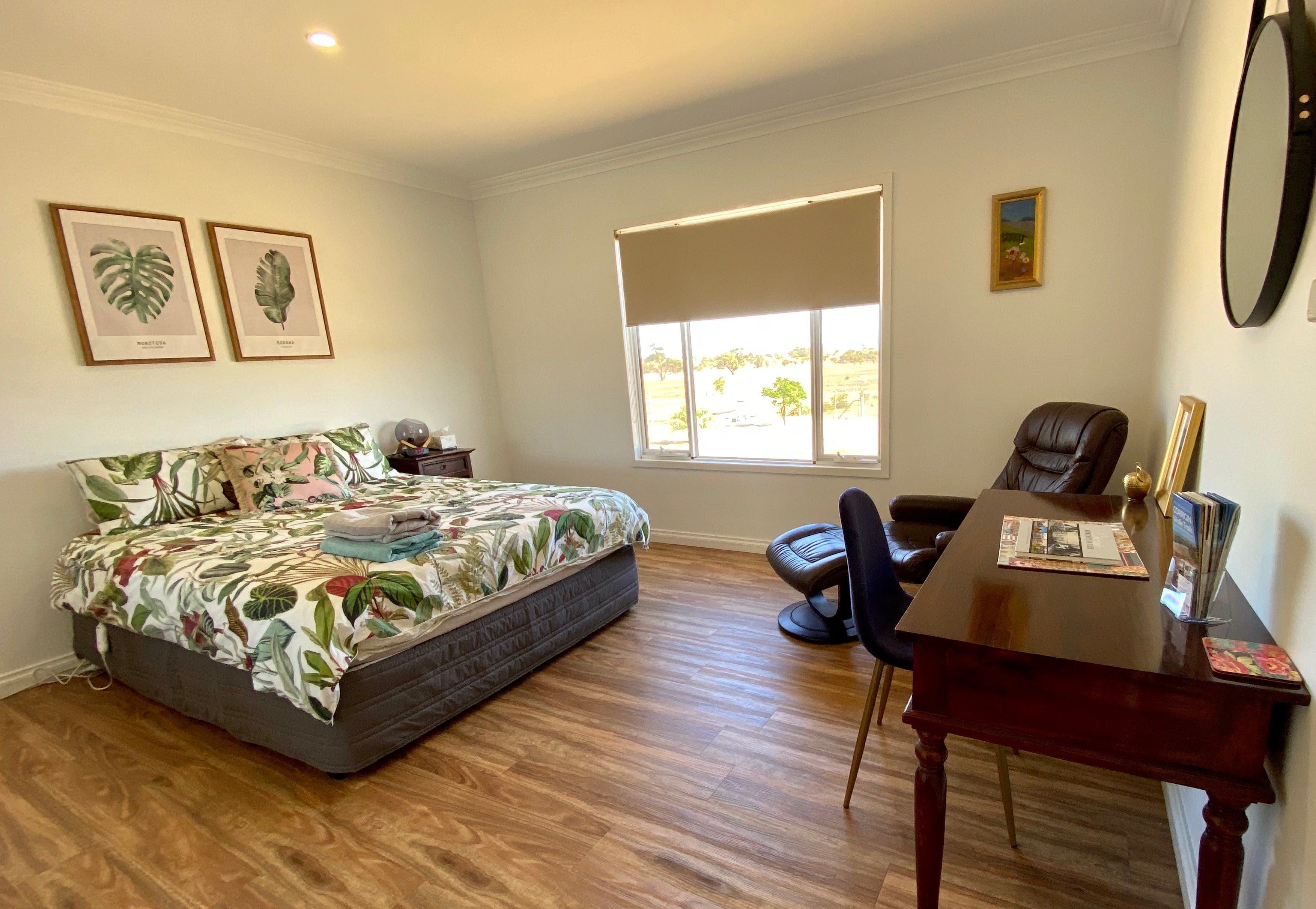 The Mains Guest House - Carnarvon Accommodation