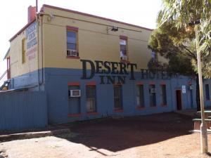 Desert Inn Hotel Motel - Accommodation in Surfers Paradise