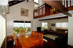 Bonny Hills Beach House - Accommodation Sunshine Coast