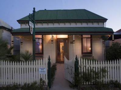 Emaroo Cottages - Accommodation NT