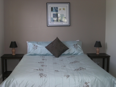 Lilacs Waterfront Villas And Cottages - Hervey Bay Accommodation 5